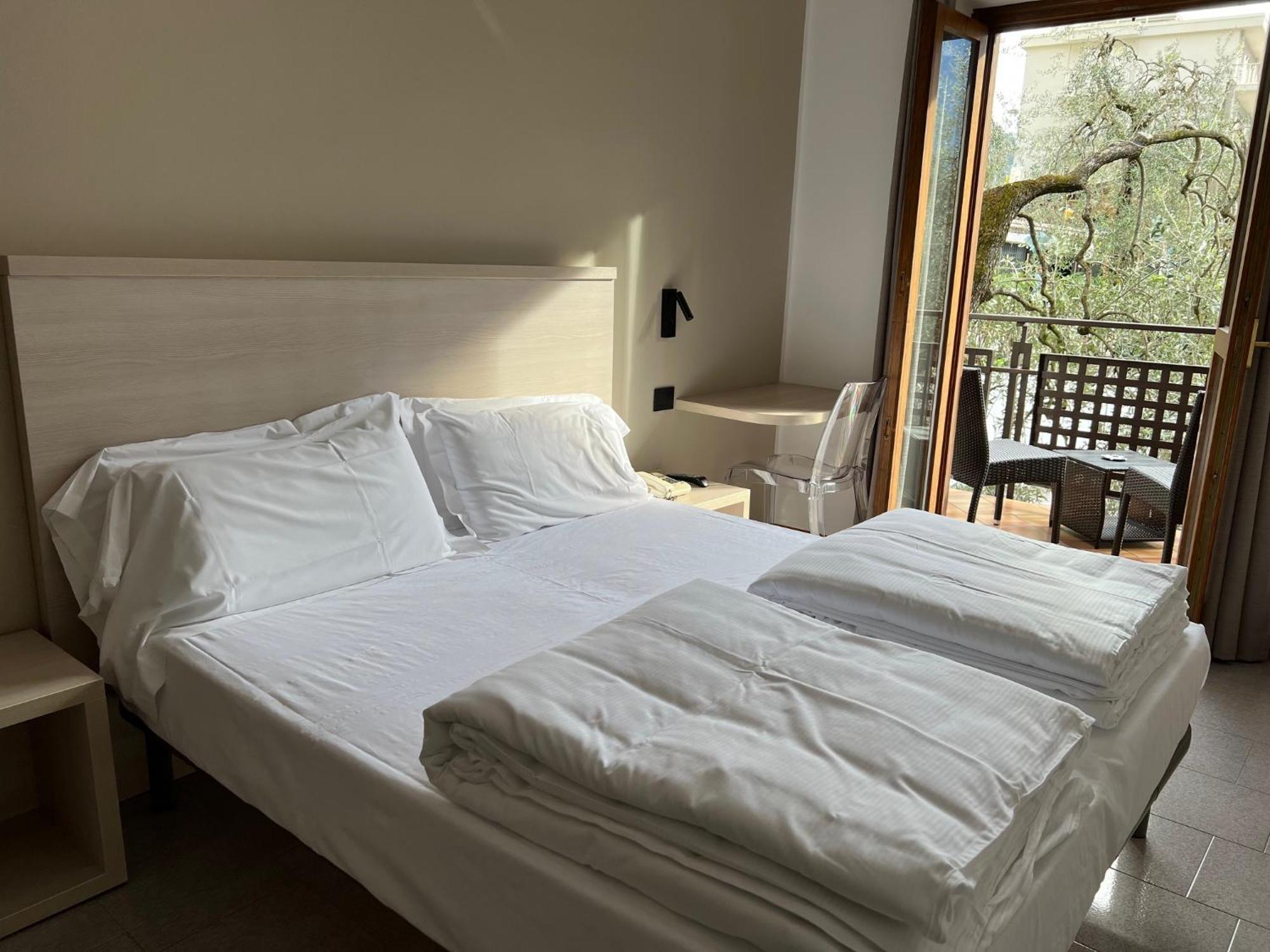 Hotel Coste Limone sul Garda Kültér fotó