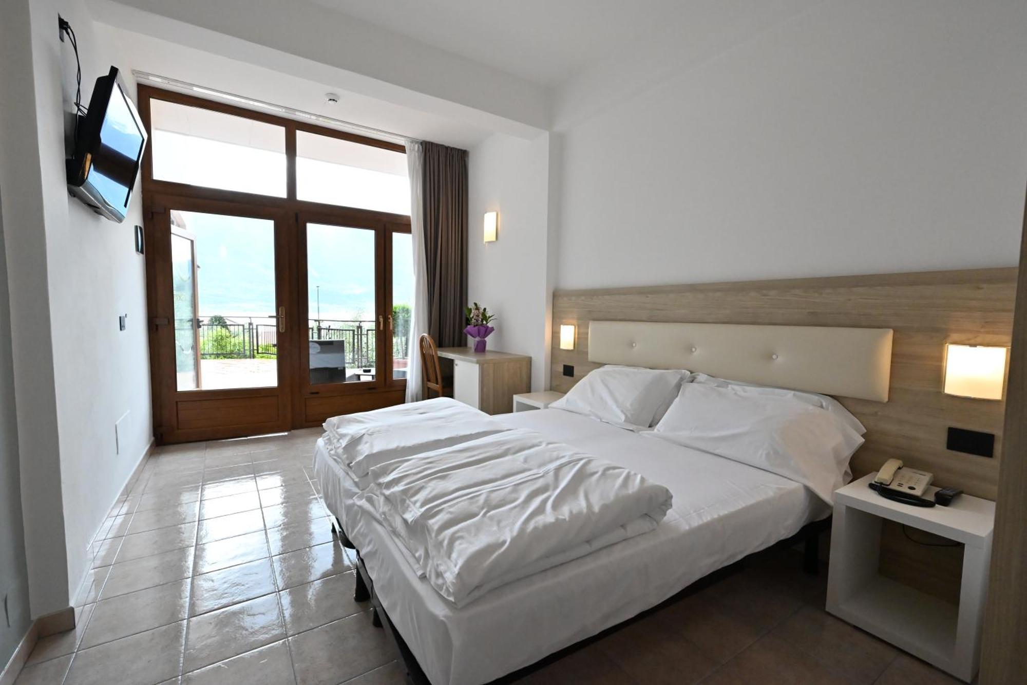Hotel Coste Limone sul Garda Kültér fotó