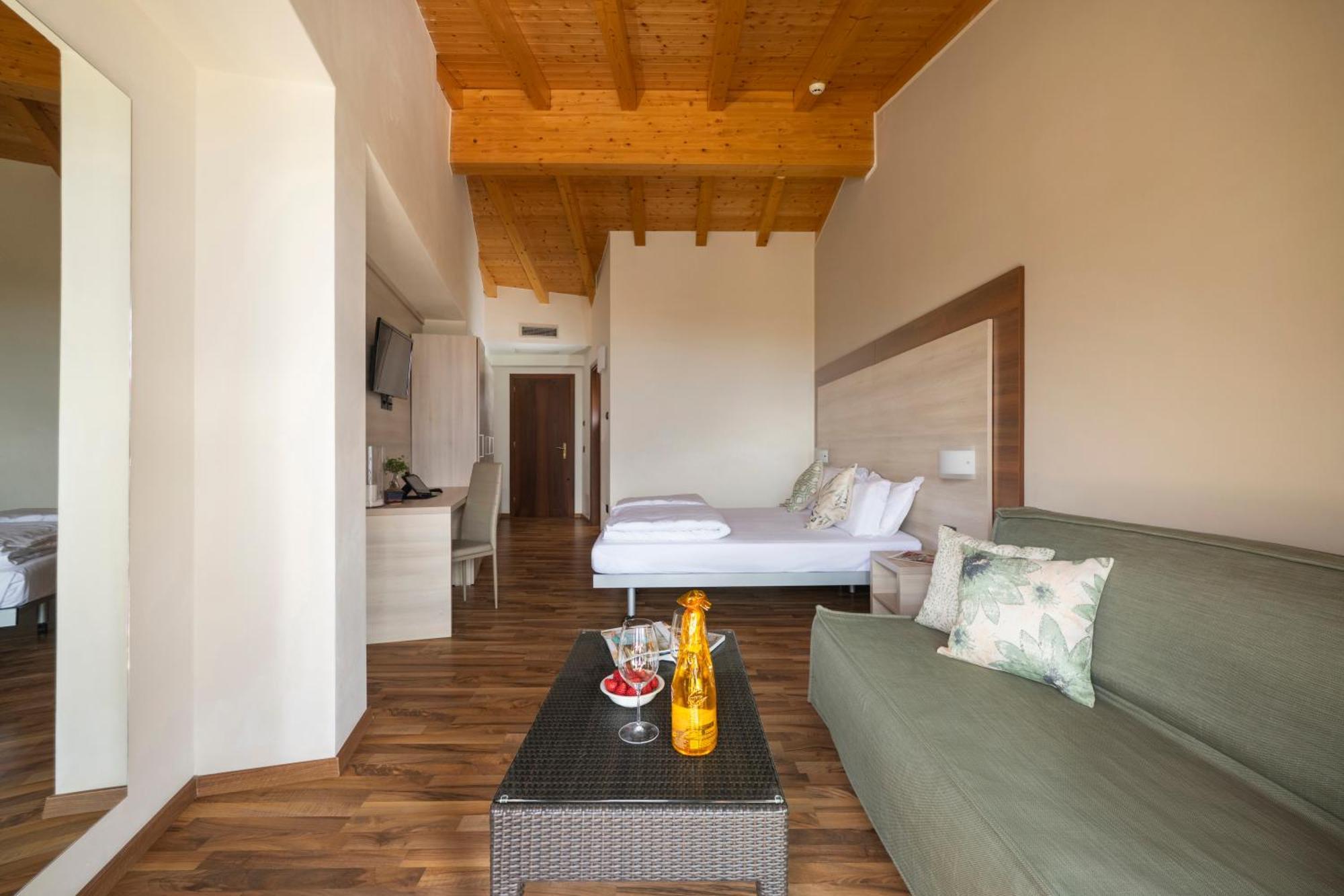 Hotel Coste Limone sul Garda Kültér fotó